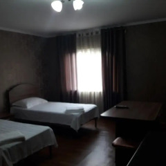 Отель Guest House on ul Yaltinskaya 121 A Кыргызстан, Бишкек - отзывы, цены и фото номеров - забронировать отель Guest House on ul Yaltinskaya 121 A онлайн детские мероприятия фото 2