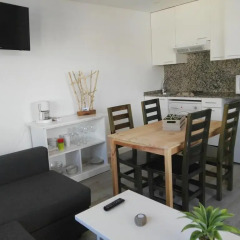 Отель Vista Roses Mar - Apartamento con Piscina Испания, Курорт Росес - отзывы, цены и фото номеров - забронировать отель Vista Roses Mar - Apartamento con Piscina онлайн в номере