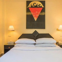 The Ambiance Hotel 3* Улучшенный номер с различными типами кроватей фото 4