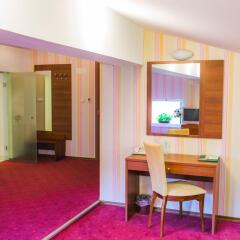 SPA Hotel Borova Gora 4* Люкс повышенной комфортности с различными типами кроватей фото 12