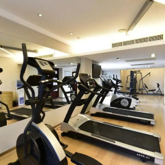 Отель Holiday Inn Shanghai Hongqiao Central фитнесс-зал фото 2