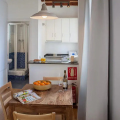 Апартаменты Habitat Apartments Beach Studio Барселона в номере фото 2