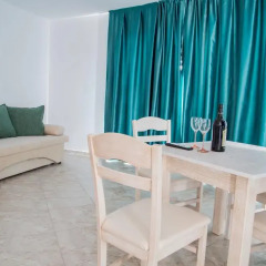 Отель Magnolia Garden Aparthotel Солнечный берег комната для гостей фото 2