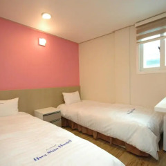 Dongdaemun Hwasin Hostel Стандартный номер с 2 отдельными кроватями