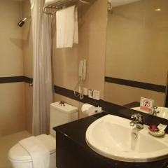 Отель PGS Hotels Patong 3* Номер Делюкс с двуспальной кроватью