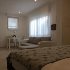 Отель Exclusive Airport Apartment Германия, Франкфурт-на-Майне - отзывы, цены и фото номеров - забронировать отель Exclusive Airport Apartment онлайн комната для гостей фото 3