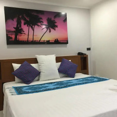 Galaxy Suites Pattaya Hotel Паттайя комната для гостей фото 4