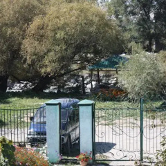 Отель Jamilya B&B Кыргызстан, Каракол - отзывы, цены и фото номеров - забронировать отель Jamilya B&B онлайн парковка