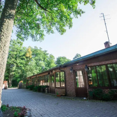 Hotel Traktir парковка