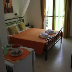 Отель Artemis Rooms в номере