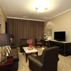 Dong Fang Hotel 4* Номер Делюкс с различными типами кроватей