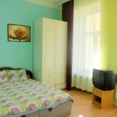 Апартаменты Apartments na Naberezhnoy Kutuzova комната для гостей фото 3