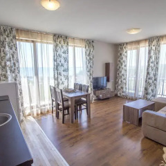 Апартаменты Diamond Beach Apartments Бургас комната для гостей