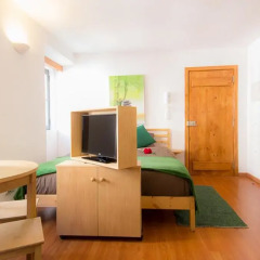 Апартаменты Alegria Center Apartments Лиссабон комната для гостей фото 2