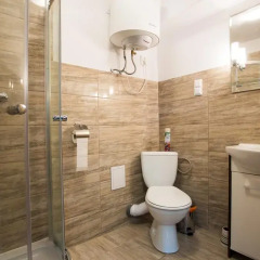 Moon Hostel Стандартный номер с различными типами кроватей фото 4
