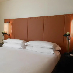 Отель Starhotels Michelangelo 4* Улучшенный номер с различными типами кроватей фото 10