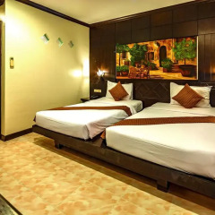Отель Azhotel Patong 3* Номер Делюкс разные типы кроватей фото 24