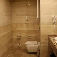Отель Golden Tulip Varna 4* Люкс с различными типами кроватей фото 9