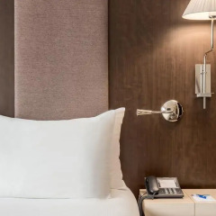 Отель NH Brussels Stéphanie 4* Стандартный номер с разными типами кроватей фото 5