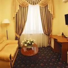 Джинтама Отель Галерея 4* Люкс с различными типами кроватей фото 7