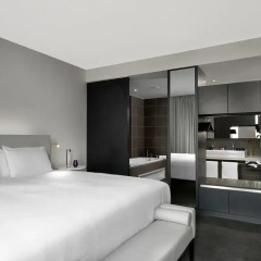 Отель INNSIDE By Meliá Manchester Люкс с двуспальной кроватью фото 4