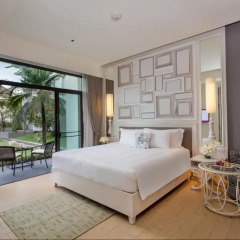 Отель U Sathorn Bangkok 5* Улучшенный номер с различными типами кроватей фото 3