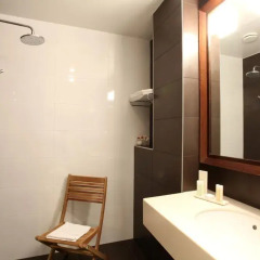 Отель Little Palace Hotel Франция, Париж - 7 отзывов об отеле, цены и фото номеров - забронировать отель Little Palace Hotel онлайн ванная фото 2