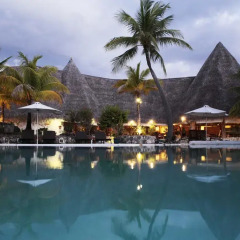 Отель Tikehau Pearl Beach Resort бассейн фото 3