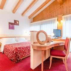 Pineta Pastry Hotel 4* Полулюкс фото 2