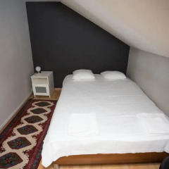 Hotel DaVinci 3* Стандартный номер с двуспальной кроватью (общая ванная комната) фото 7