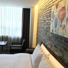 Hotel President комната для гостей фото 4