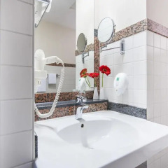 Отель Azimut Cologne City Centre 4* Стандартный номер фото 12