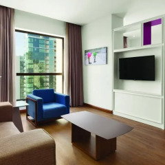 Ramada Hotel & Suites by Wyndham JBR 4* Номер Делюкс фото 7