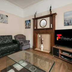 Отель Chorlton Short Term South Manchester Townhouse интерьер отеля