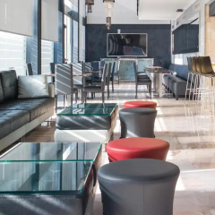 Отель Sallés Hotel Ciutat del Prat Испания, Эль-Прат-де-Льобрегат - 4 отзыва об отеле, цены и фото номеров - забронировать отель Sallés Hotel Ciutat del Prat онлайн интерьер отеля фото 3