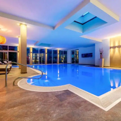 Vitalpina Hotel Waldhof Парчинес бассейн