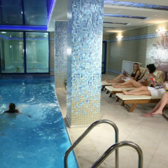 Отель Mountain Lake Hotel Болгария, Чепеларе - отзывы, цены и фото номеров - забронировать отель Mountain Lake Hotel онлайн бассейн фото 2