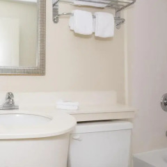 Отель Red Roof Inn Columbus - Ohio State Fairgrounds 2* Номер Делюкс с различными типами кроватей фото 6
