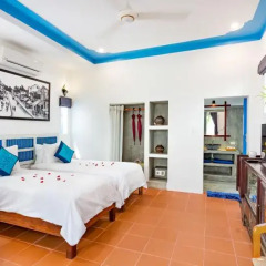 Отель Local Beach Homestay 2* Номер Делюкс с различными типами кроватей