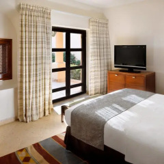Отель Movenpick Resort & Spa Dead Sea удобства в номере