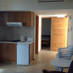Отель Sea 'n Lake View Hotel Apartments Кипр, Ларнака - 1 отзыв об отеле, цены и фото номеров - забронировать отель Sea 'n Lake View Hotel Apartments онлайн в номере