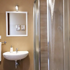 Отель Guest House - BluLassù Rooms 2* Стандартный номер с различными типами кроватей фото 4