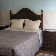 Отель Residencial Porto Novo Alojamento Local 2* Номер с общей ванной комнатой фото 5