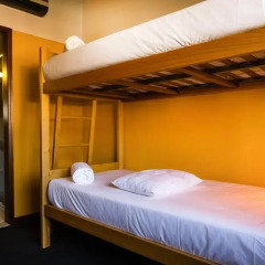 Отель Romano Hostel Португалия, Валонгу - отзывы, цены и фото номеров - забронировать отель Romano Hostel онлайн комната для гостей фото 5