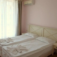 Отель Flores Park Apartments Болгария, Солнечный берег - отзывы, цены и фото номеров - забронировать отель Flores Park Apartments онлайн комната для гостей фото 4