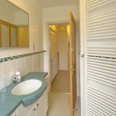 Апартаменты Poplar House Serviced Apartments ванная фото 2