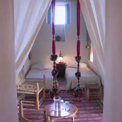 Отель Dar El Kharaz