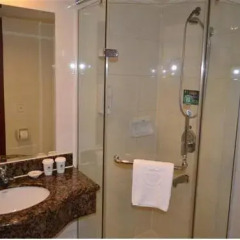 Отель GreenTree Inn Fujian Xiamen University Business Hotel Китай, Сямынь - отзывы, цены и фото номеров - забронировать отель GreenTree Inn Fujian Xiamen University Business Hotel онлайн ванная