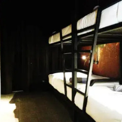 Thrive The Hostel Бангкок бассейн фото 3