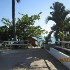Treasure Beach Hotel Треже-Бич парковка